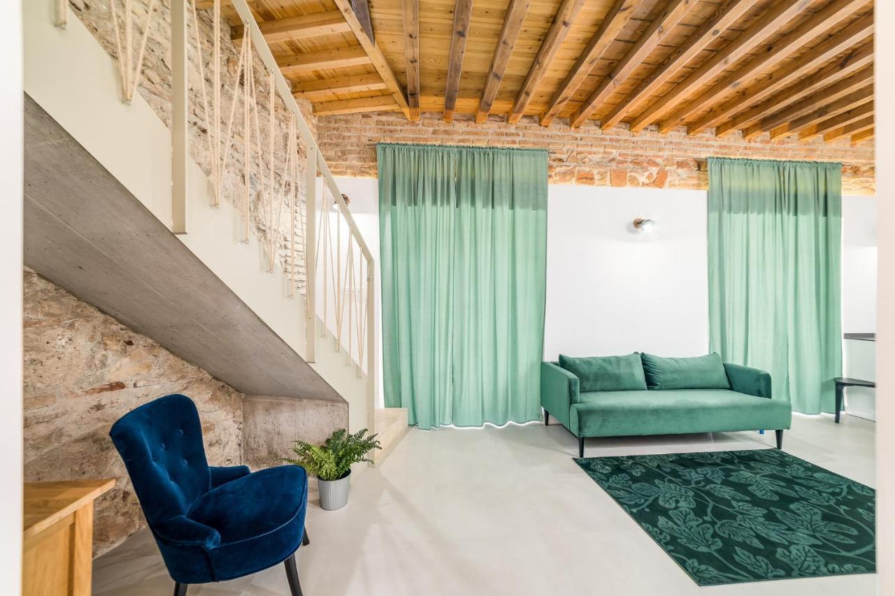 Suite Homes Sweet Postigos Terrace マラガ エクステリア 写真